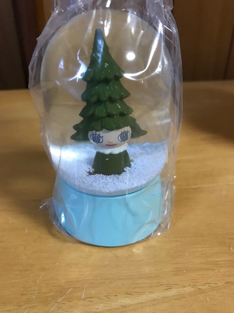 生産終了　奈良美智 スノードーム 森の子 青森県立美術館