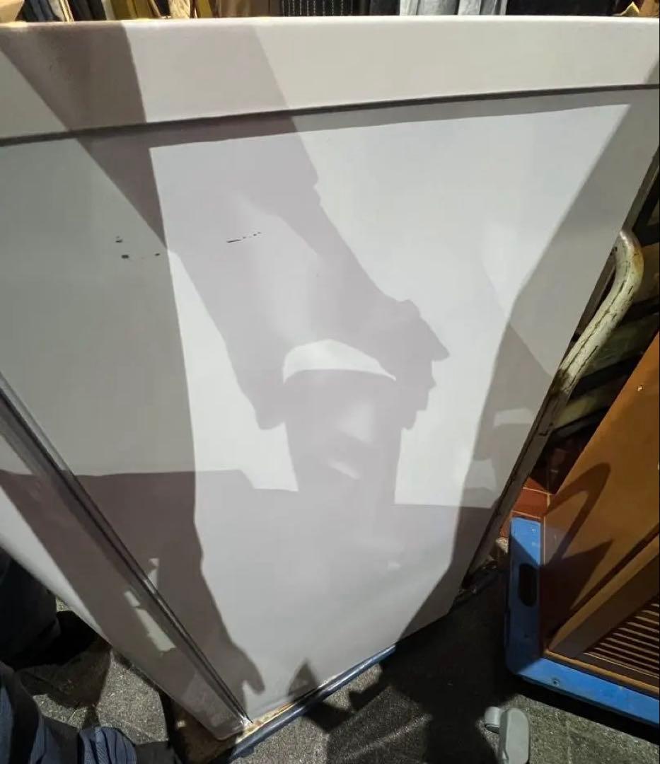 送料込アイリスオオヤマノンフロン冷凍庫60 L2020年IUSD6A-W