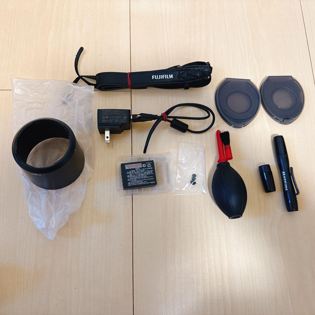 富士フイルム X-T100 ダブルズームレンズキット　シャンパンゴールド