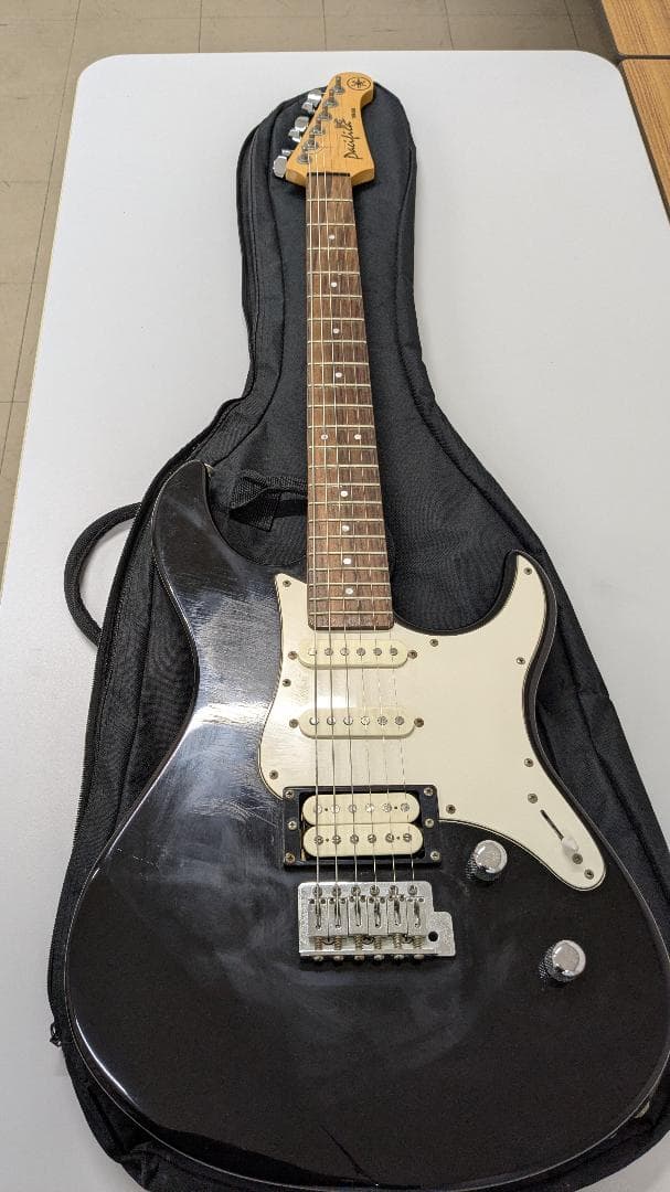 u*t様 Yamaha Pacifica 112 エレキギター ブラック