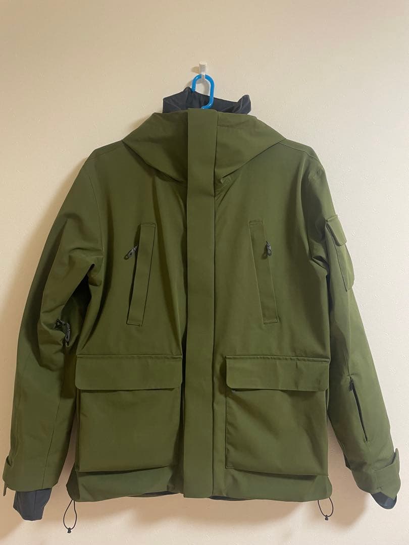 43D スノーボードジャケット　M-L オリーブグリーン　43degrees