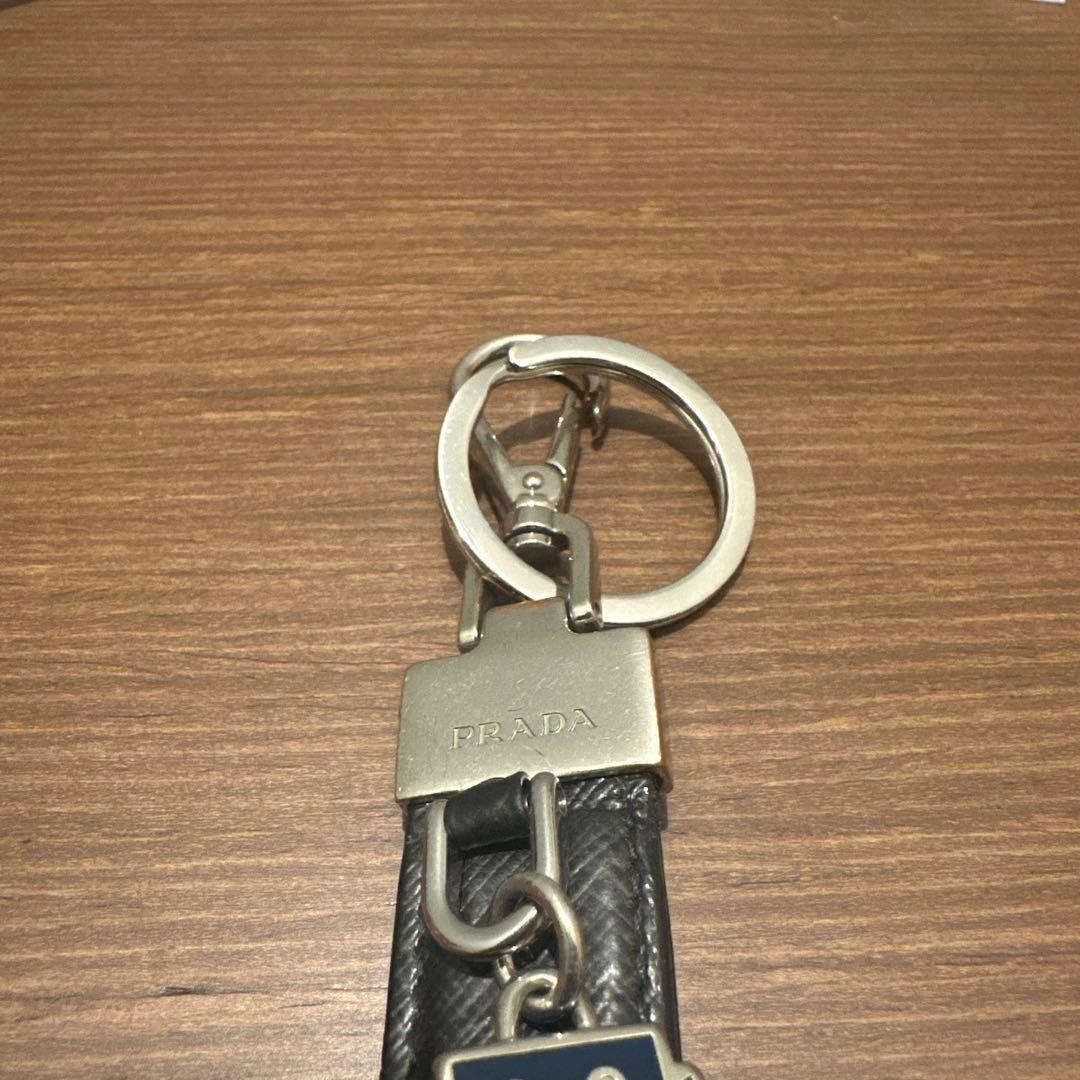 PRADA キーホルダー/レザー/BLK/メンズ/ロボット