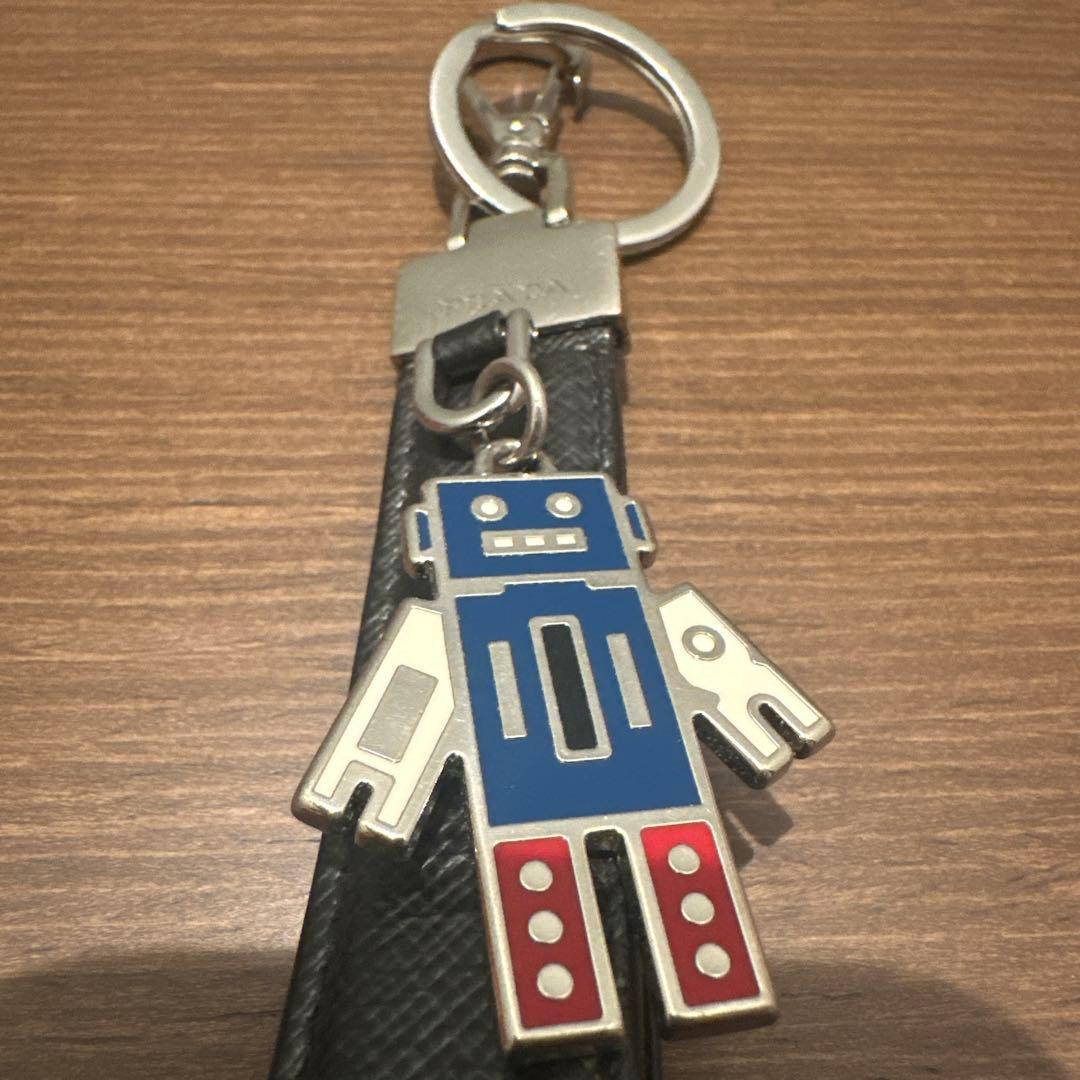 PRADA キーホルダー/レザー/BLK/メンズ/ロボット