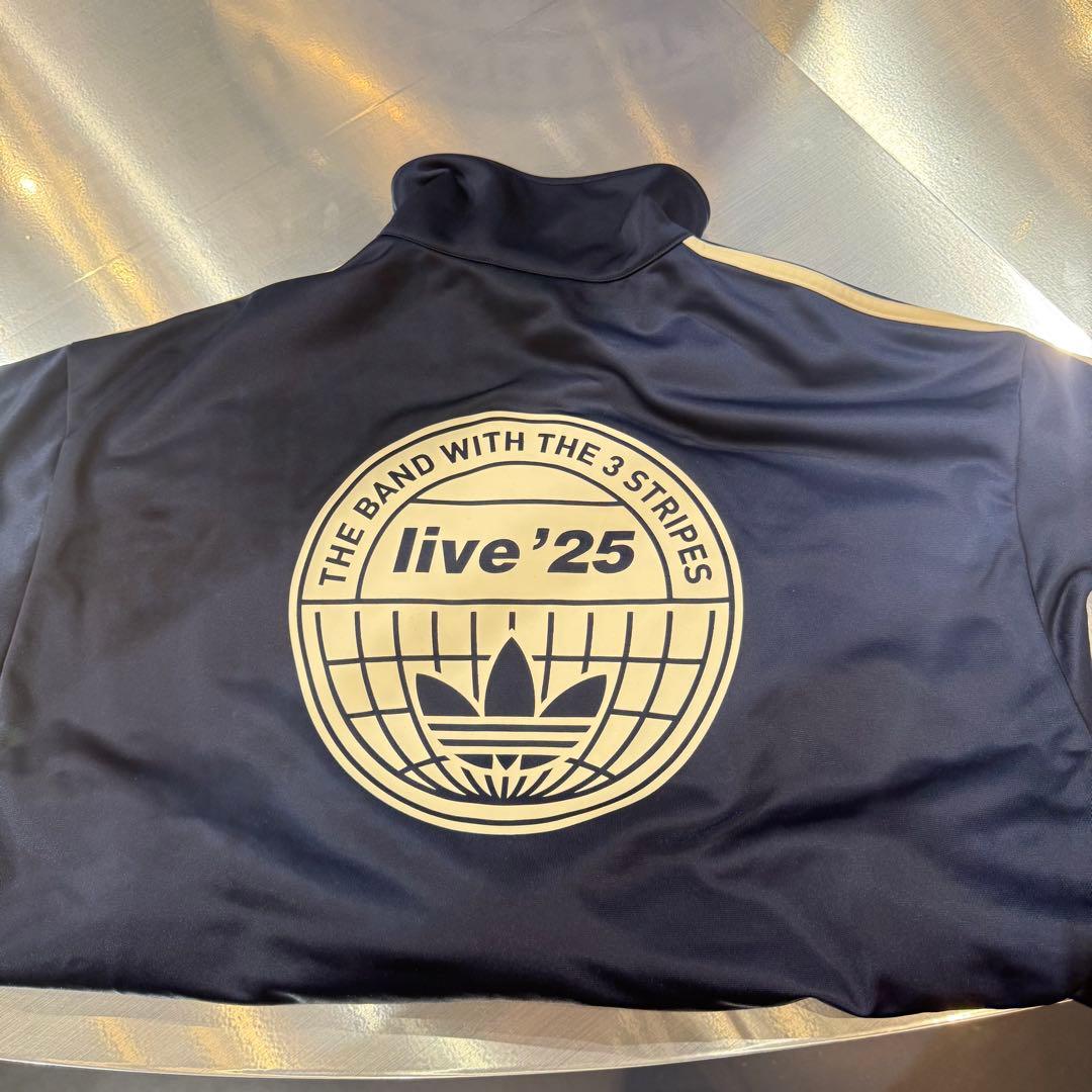 ADIDAS x OASIS ツアー ファイヤーバード トラックトップ　M