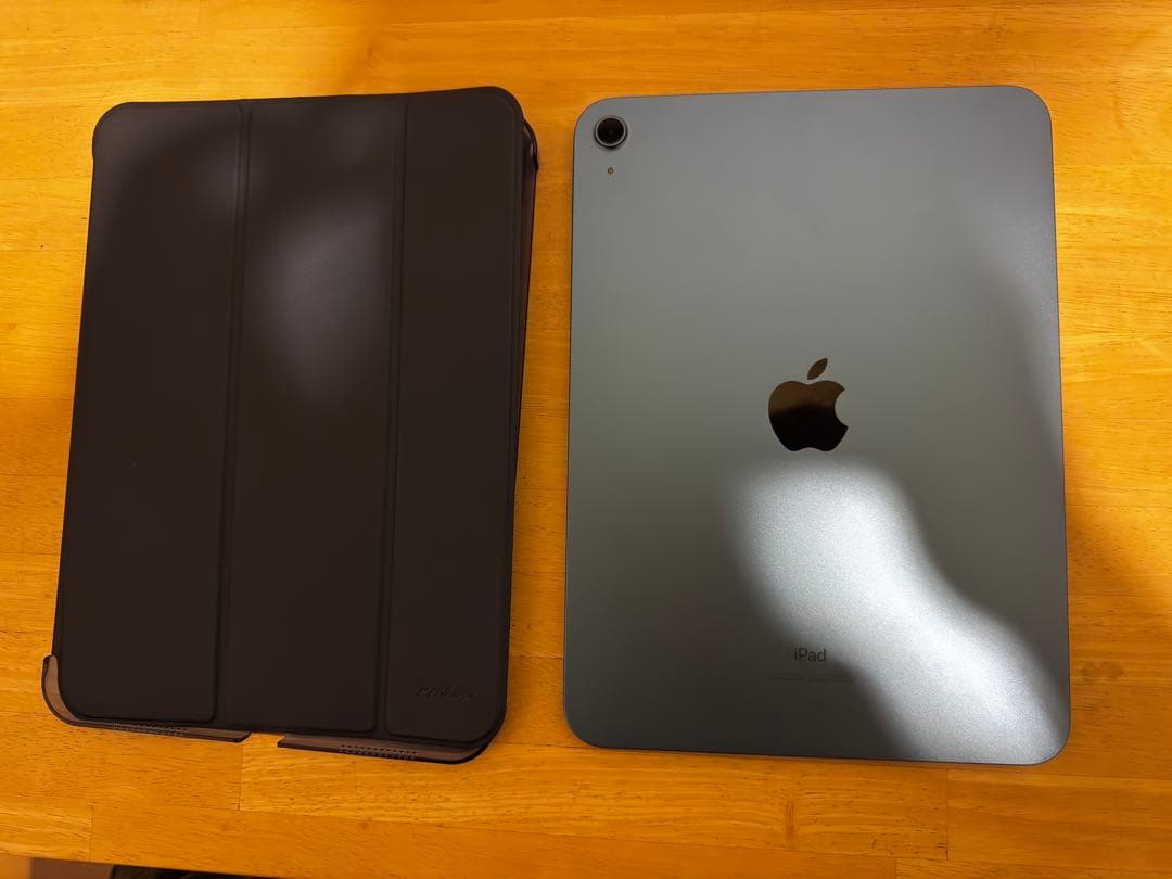 第10世代iPad 64GB ブルー　Wi-Fiモデル