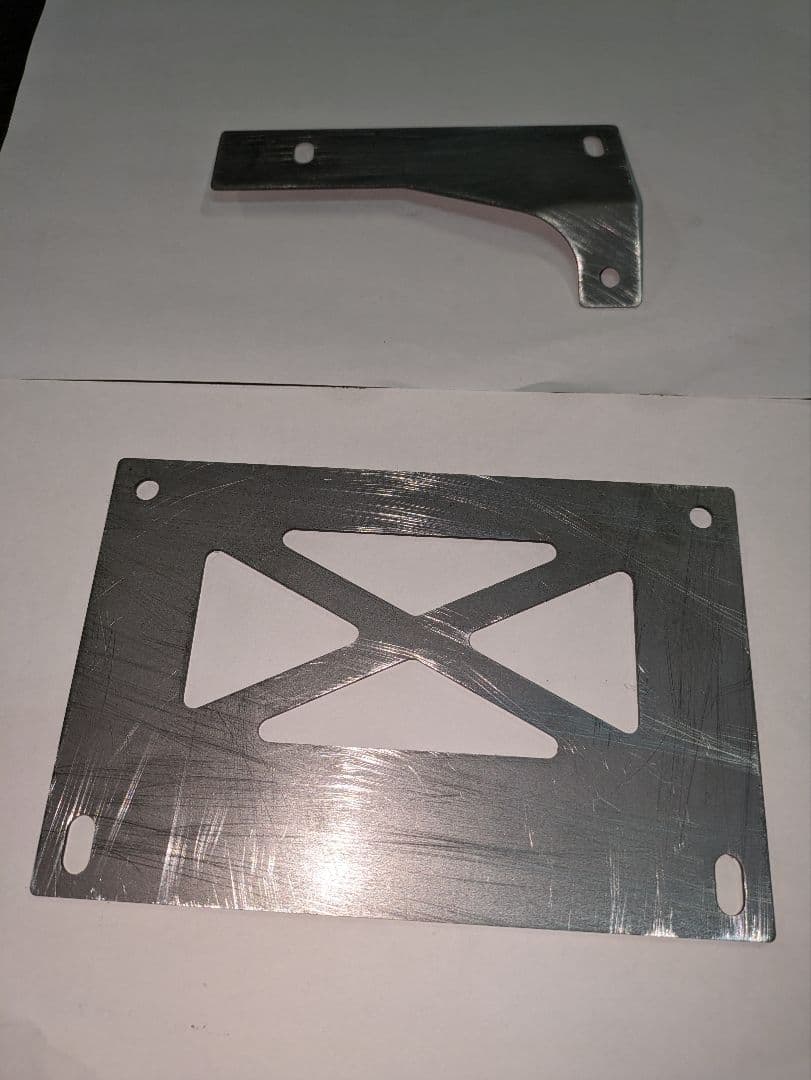 広斗　プラドメッシュパネル1.6ミリ無塗装品　左右