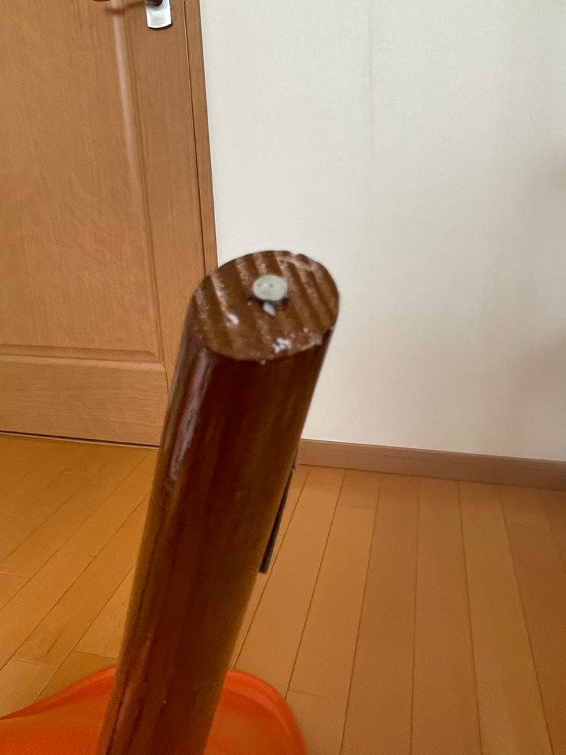 イームズ　イス　オレンジ　脚無し