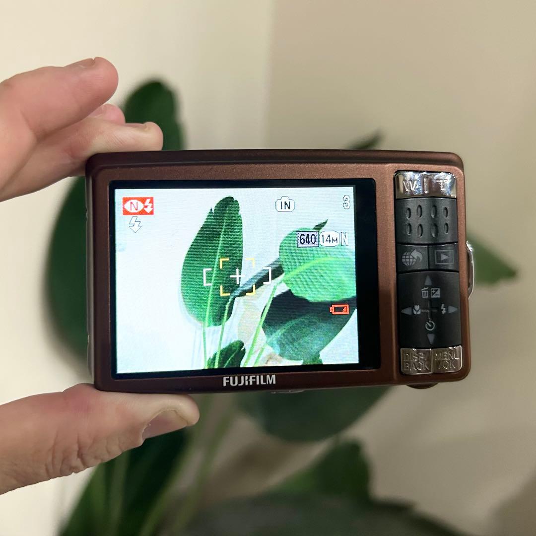 【美品・動作確認済】FUJIFILM FinePix Z80 ピンク　付属品完備