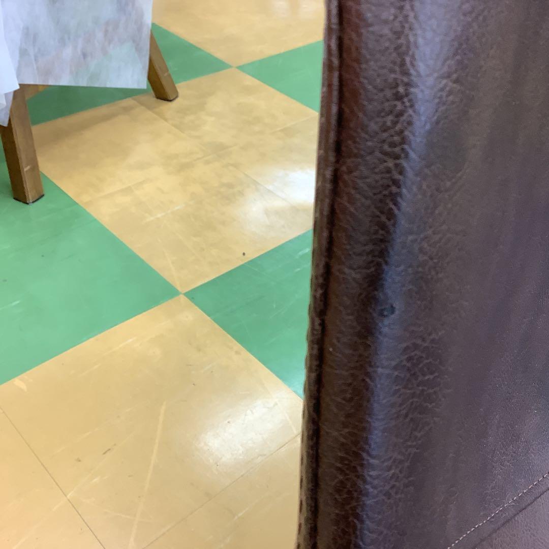 アデペシュPUNISHチェア