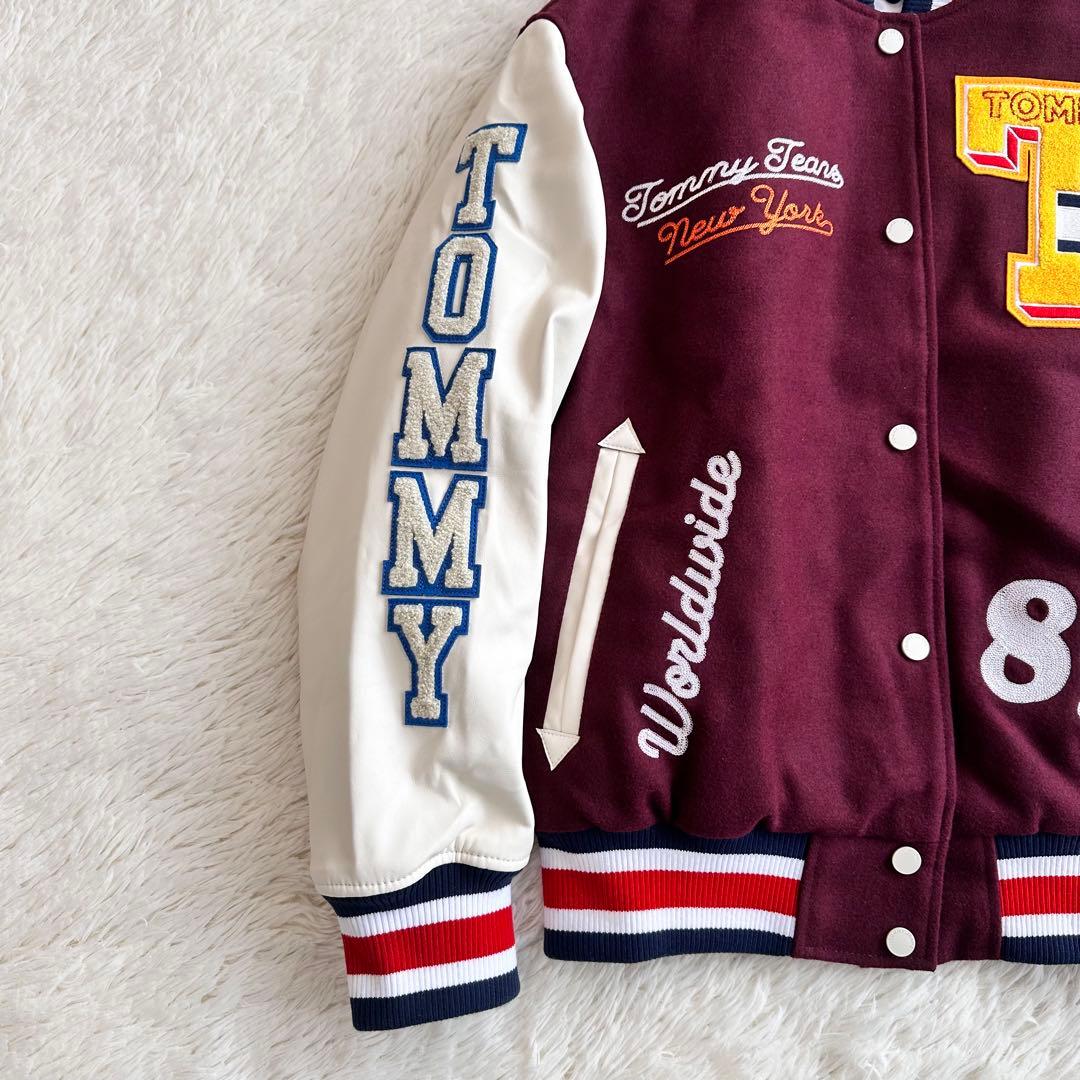 トミー ジーンズ レターマンジャケット スタジャン ブルゾン 刺繍 ワッペン
