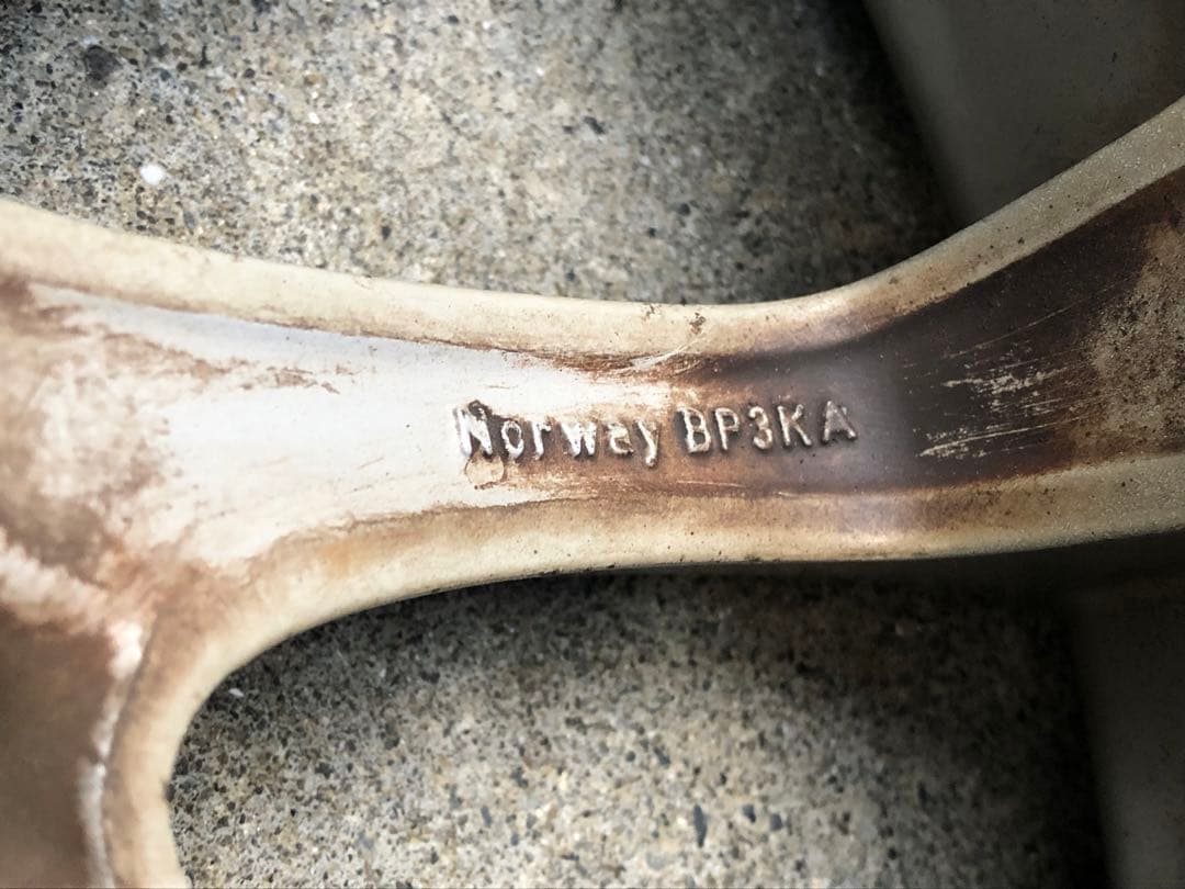 ボルボ純正7.5J×17×45 215/50R17アイスナビ6付ホイールセット