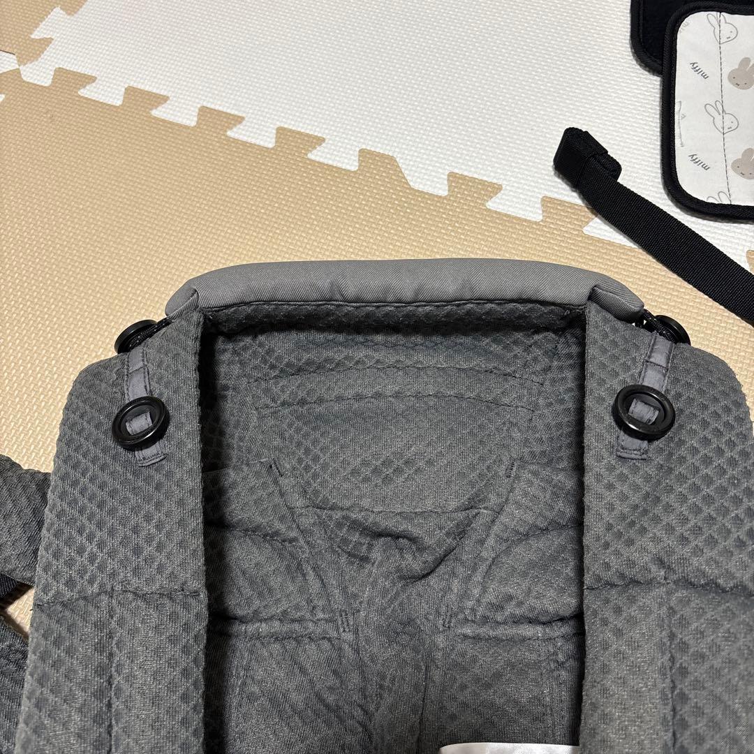 Ergobaby エルゴベビー オムニブリーズ　グラファイトグレー　メッシュ
