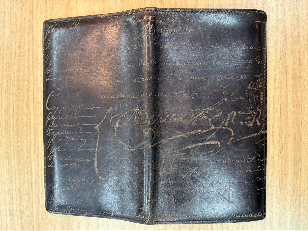 Berluti サンタル　フラップロングウォレット