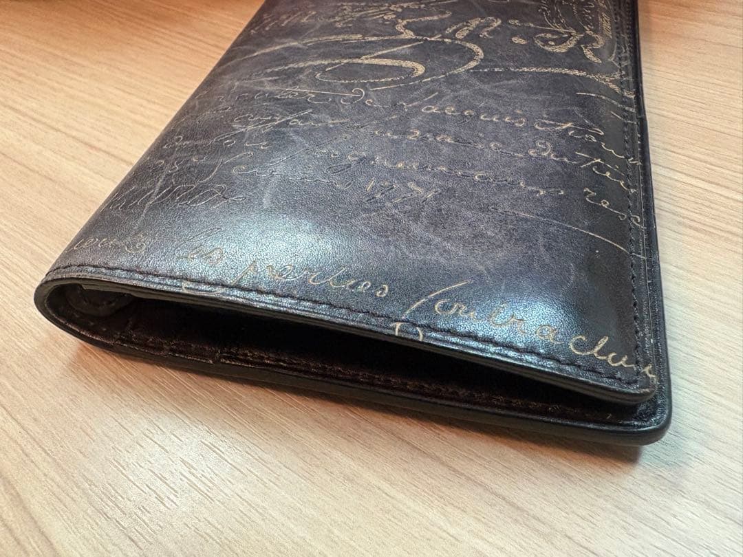 Berluti サンタル　フラップロングウォレット