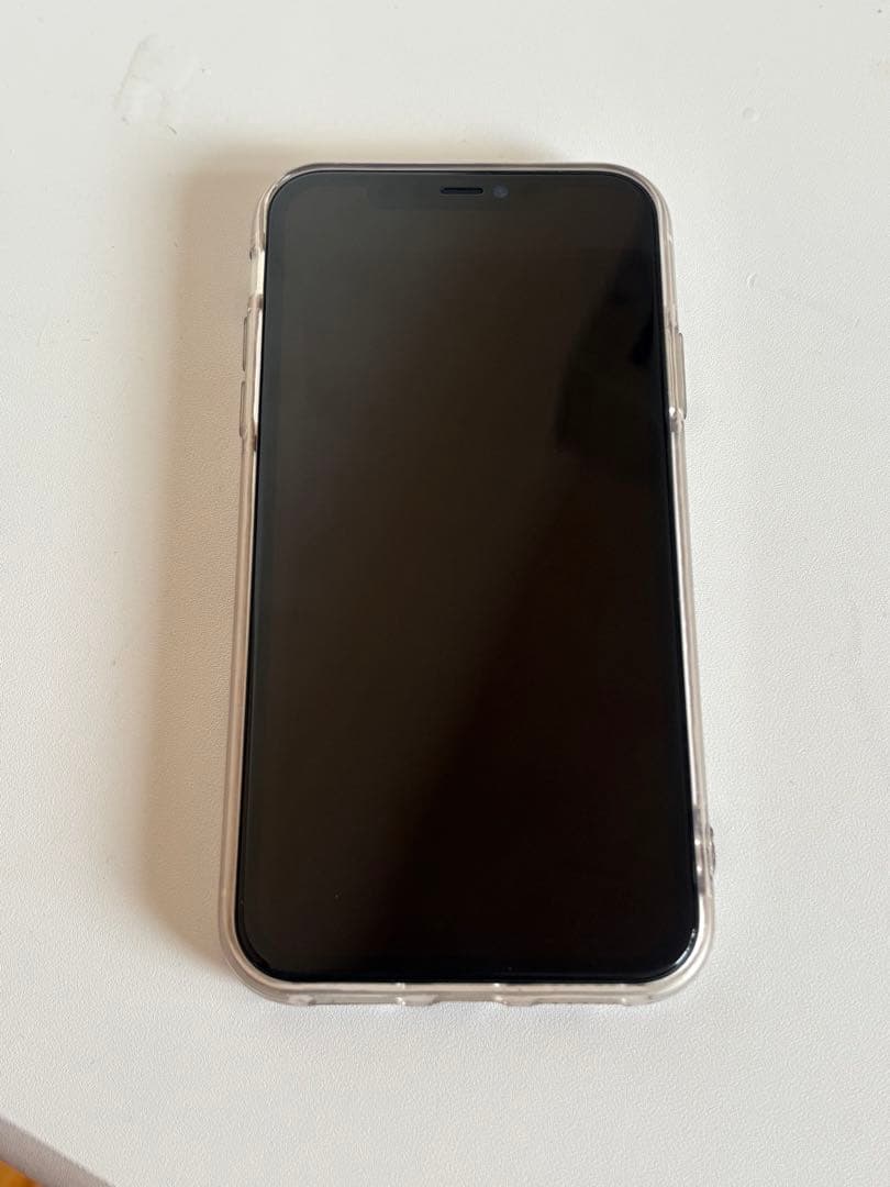 Apple iPhone 11 ホワイト 本体　128GB