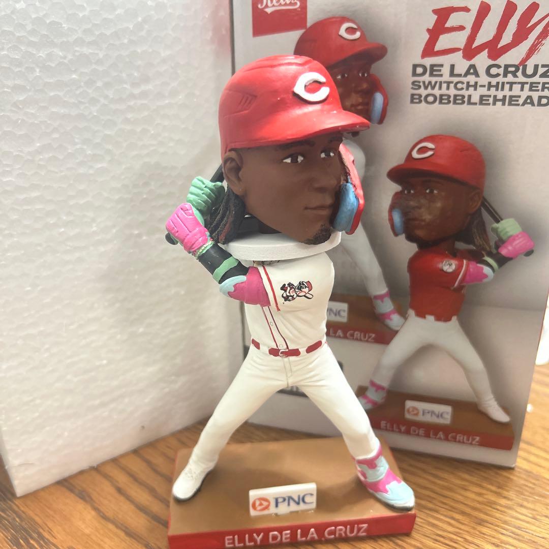 ELLY DE LA CRUZ ボブルヘッド
