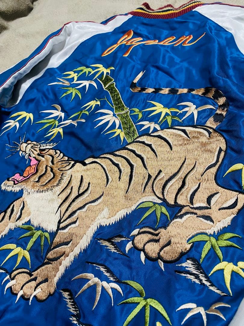 TAILOR 東洋 日本限定 虎 富士 スカジャン ２面用 サテン 芸者