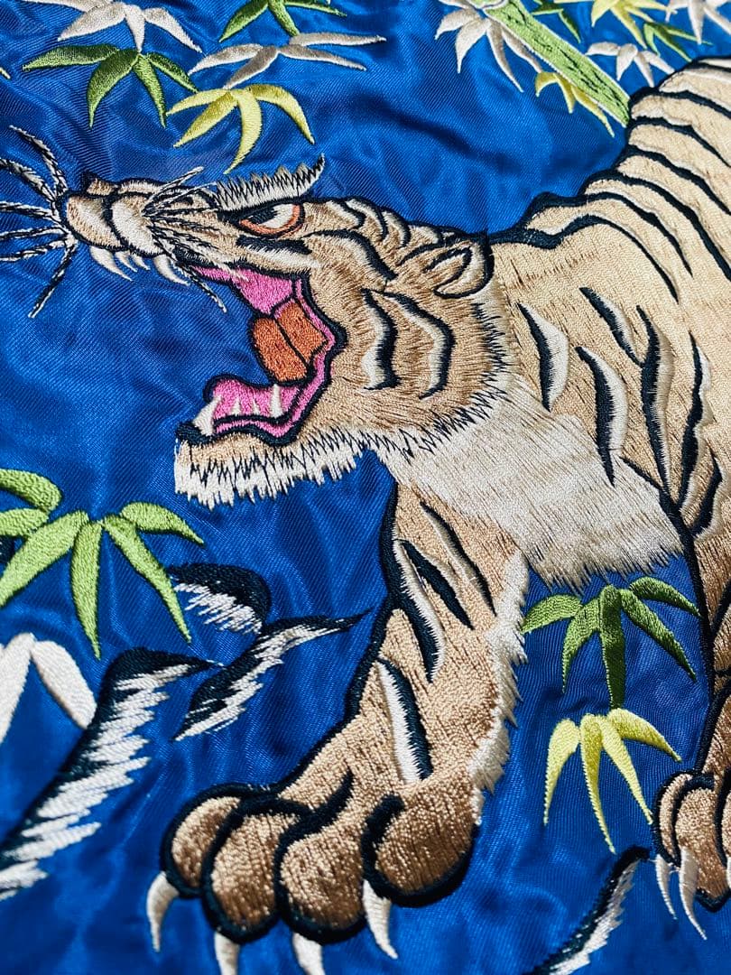 TAILOR 東洋 日本限定 虎 富士 スカジャン ２面用 サテン 芸者