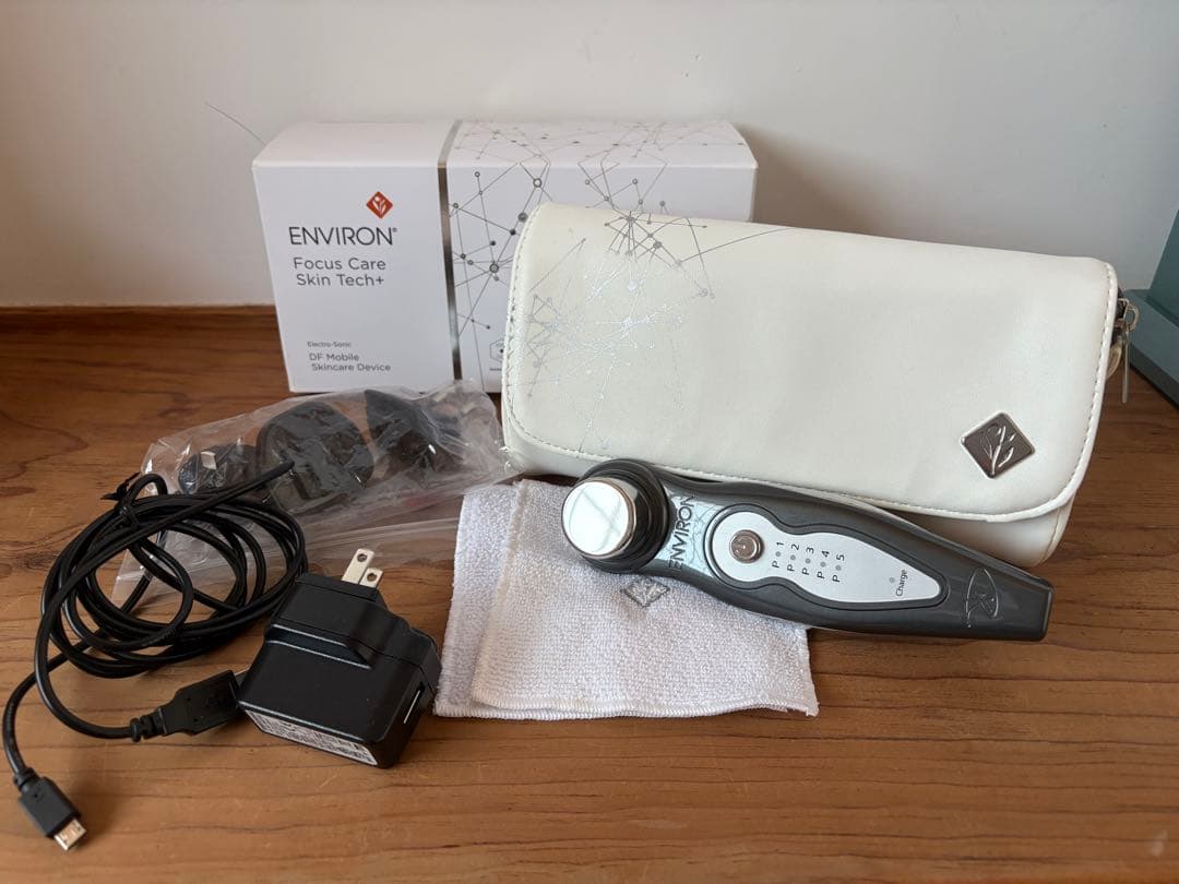 エンビロン　DFモバイル　美顔器　ゴールドコスメティック　ロール