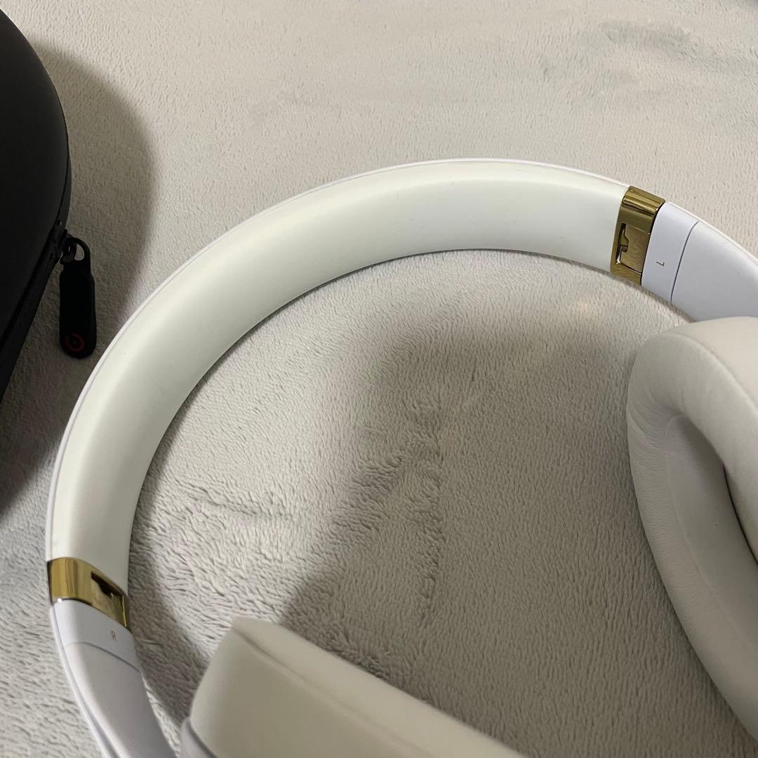 Beats Studio3 ワイヤレスヘッドホン ホワイト