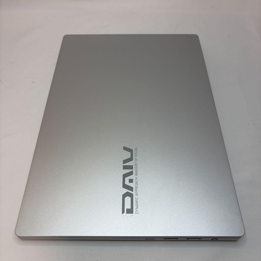 準美品 DAIV 4P 第11世代 i7 32GB 512 WUXGA オフィス
