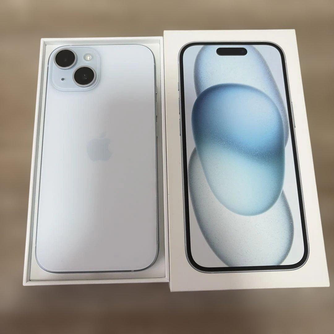 iPhone15本体　ブルー128G