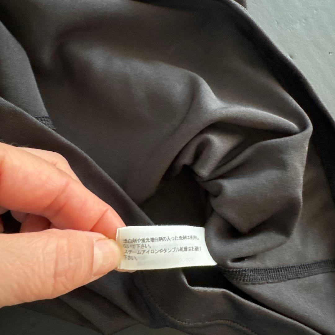 グランドイーワンズ　BiBi ブラック Vネック 長袖　光電子配合