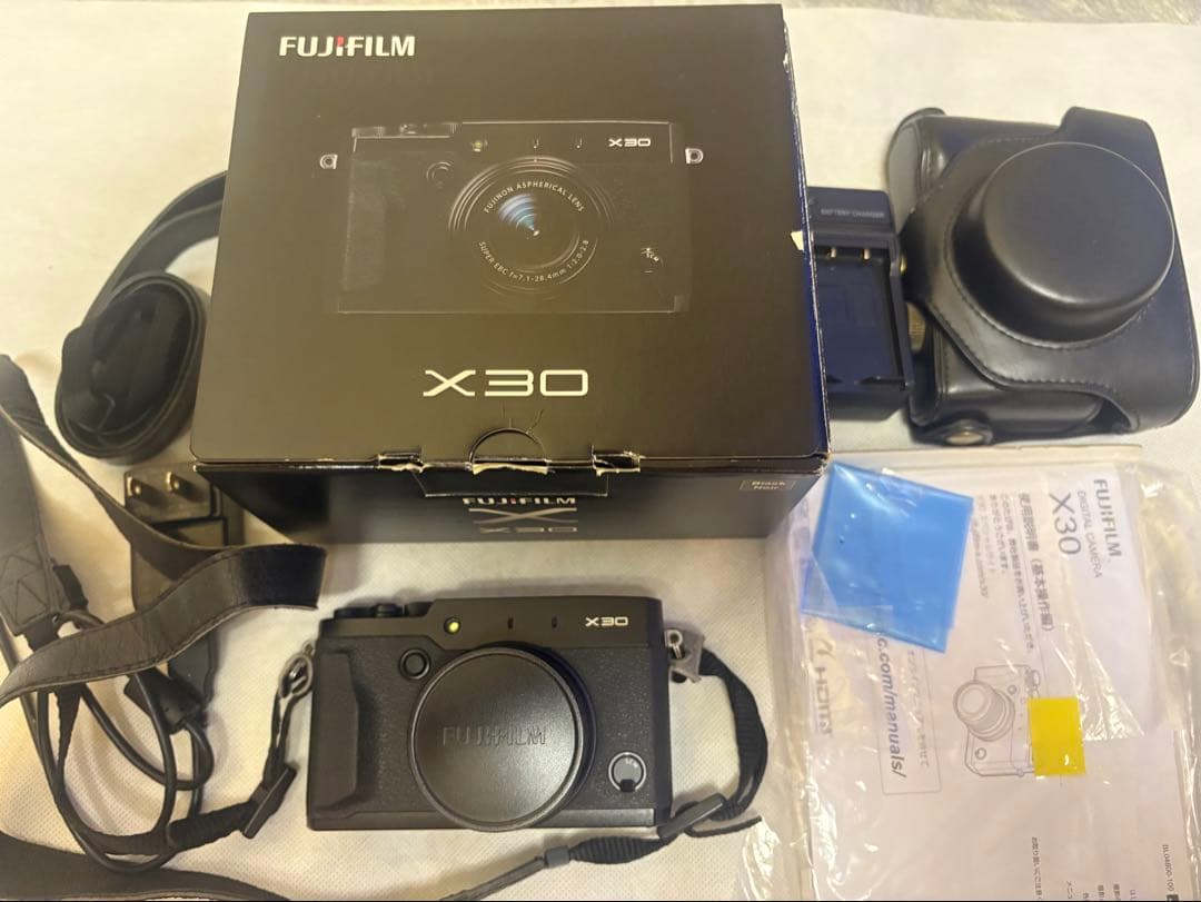 FUJIFILM X30 元箱付 総ショット数: 1033