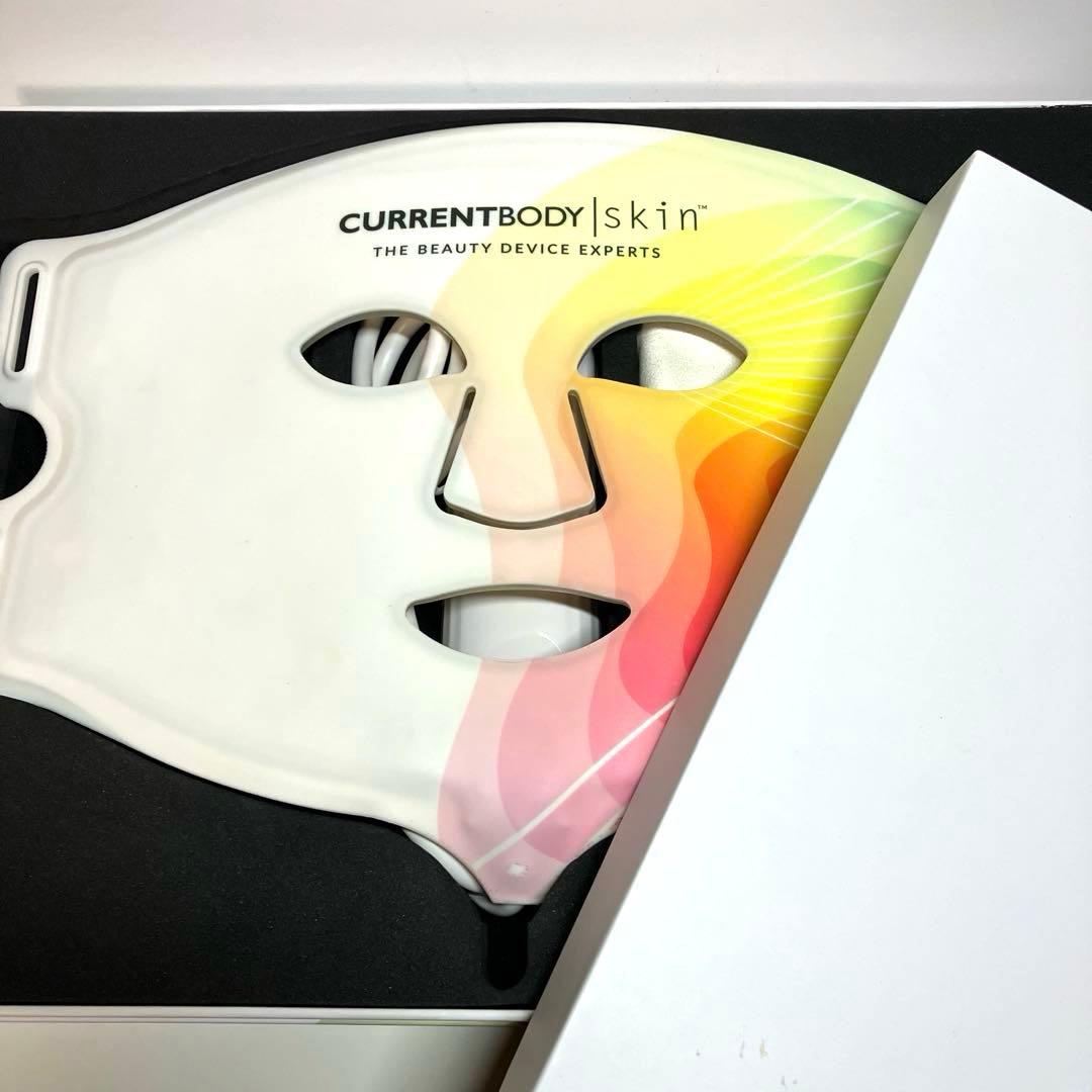 ボディ・フェイスケア CURRENTBODY skin 4 -IN-1 LED FACE MASK