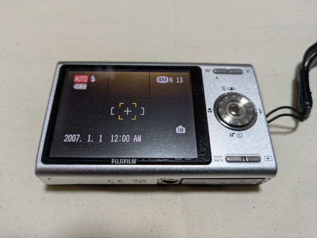 富士フイルム　デジタルカメラ FinePix Z100 fd ホワイトブラック