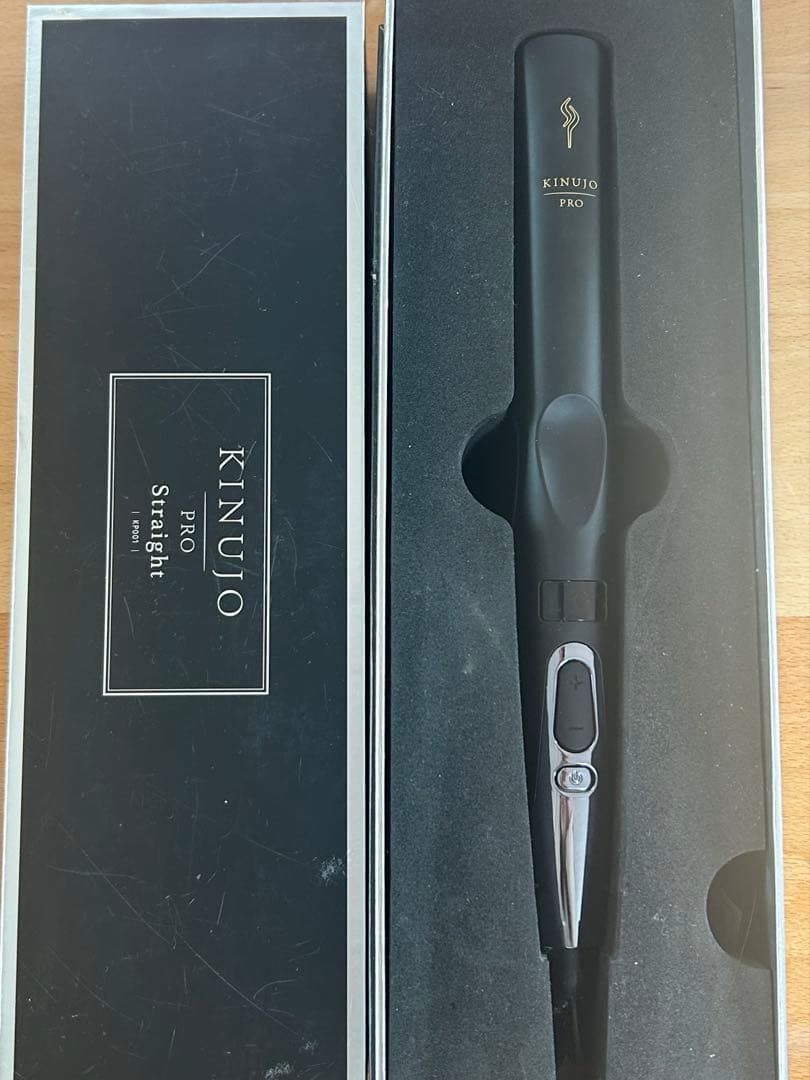 [箱汚れあり]絹女 KINUJO PRO STRAIGHT ストレートアイロン