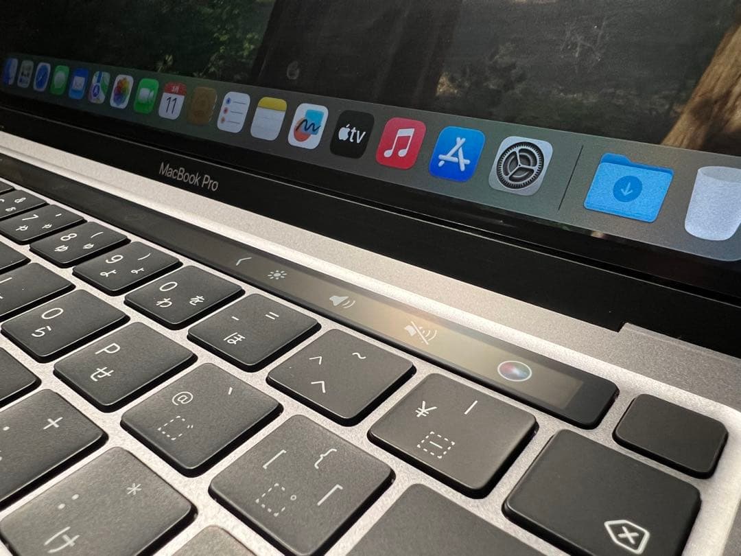 MacBook Pro 13インチ Apple M1 256GB メモリ8GB