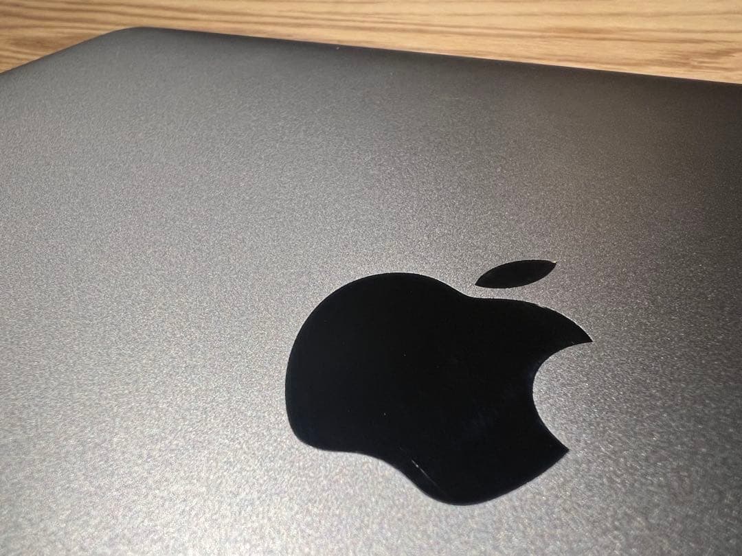 MacBook Pro 13インチ Apple M1 256GB メモリ8GB