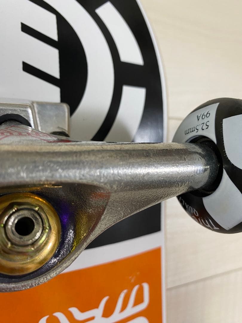 【美品】コンプリートスケボースリー ウェザー