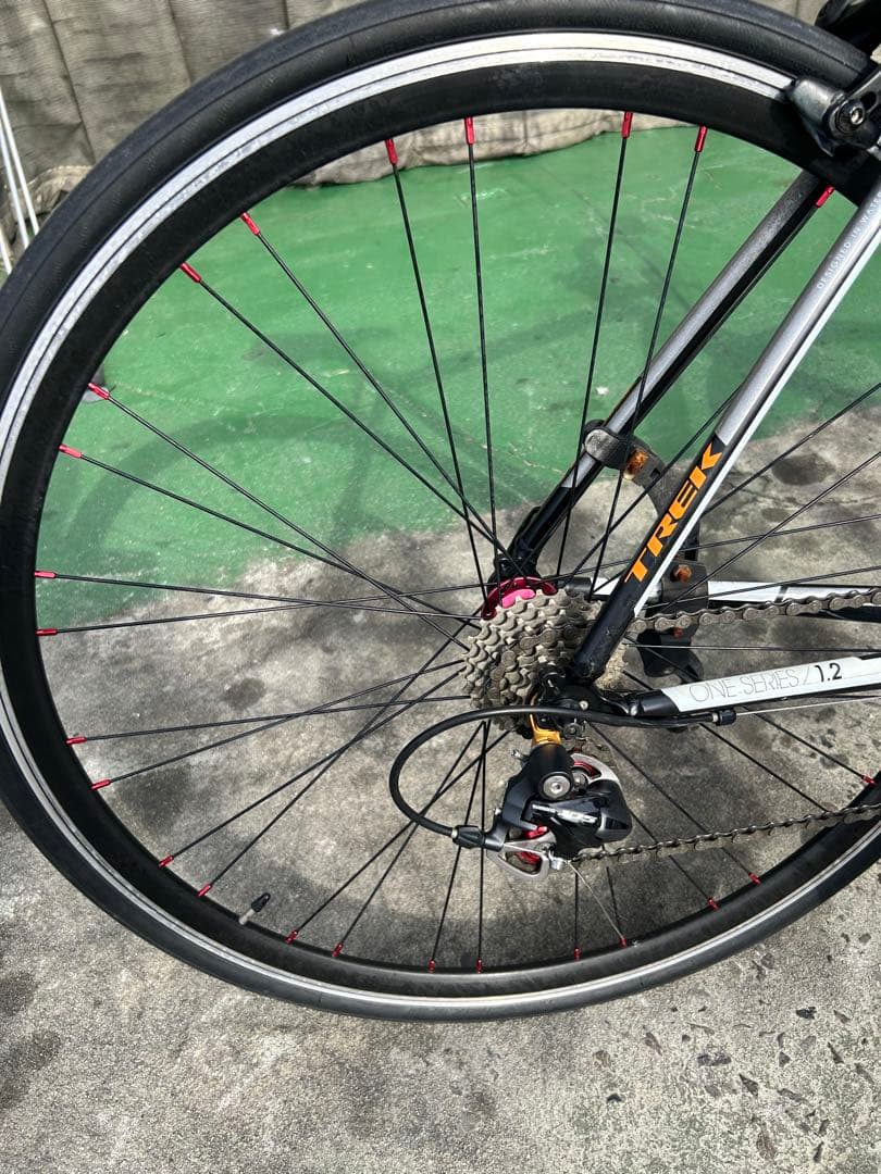 No.558 TREK ONE SERIES1.2 ロードバイク整備済み16速