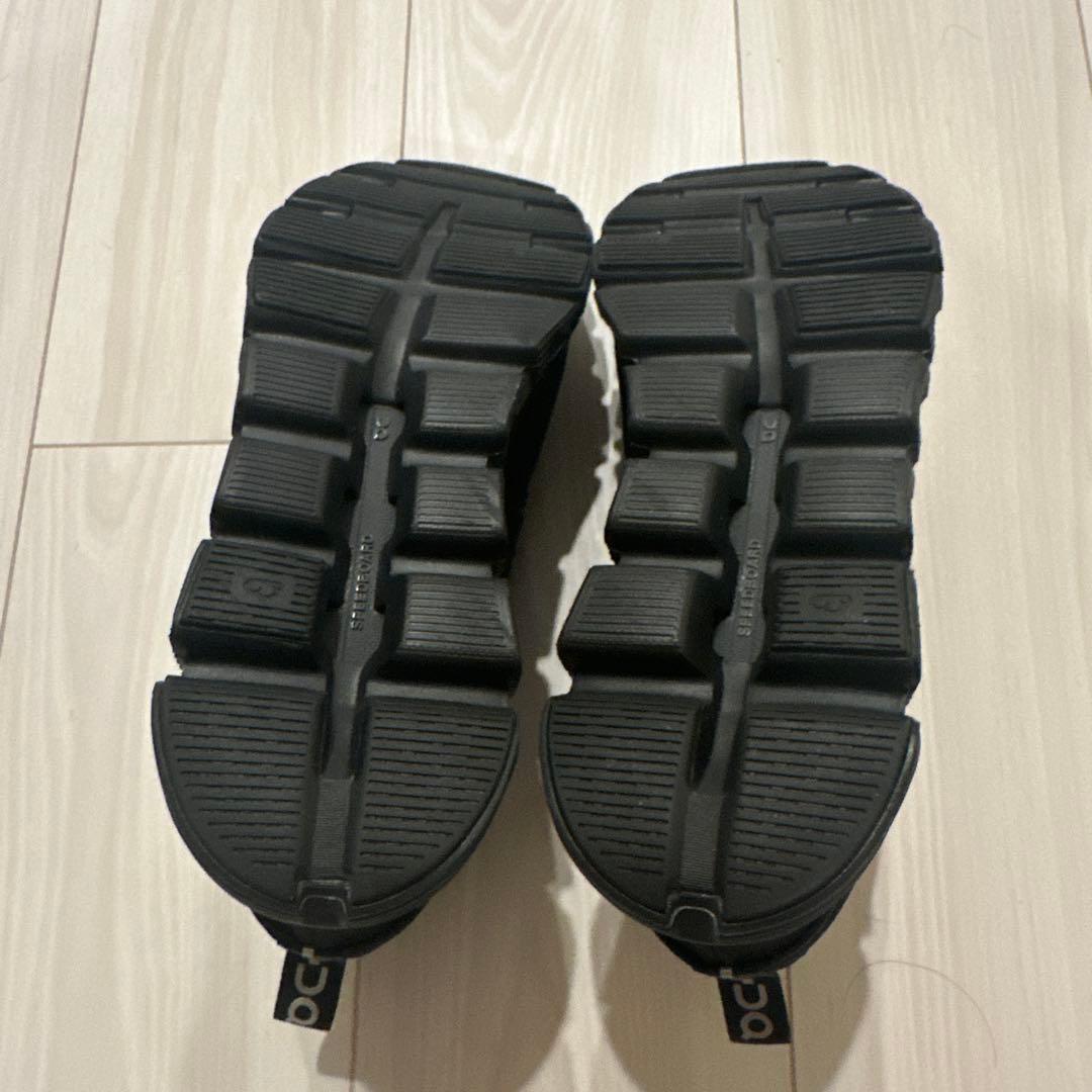 On Cloud6 Waterproof ブラック スニーカー