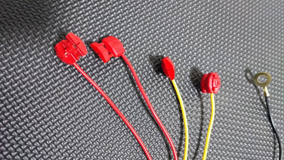 ポータブル電源でナビ使用　ハイエース専用も !