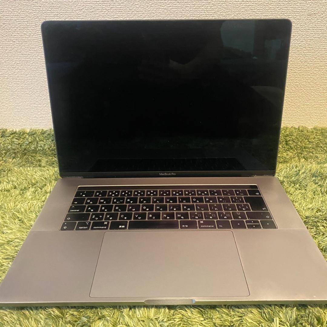 元値30万超 大幅値下げ│MacBookPro15インチ 2019 ※傷あり美品