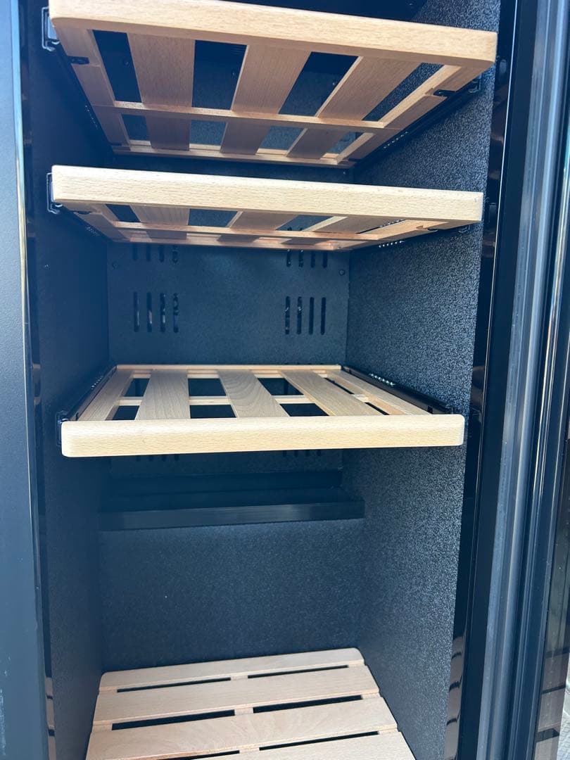 ワインセラー グローバル ファンヴィーノ 左取手 28本用 SW-28