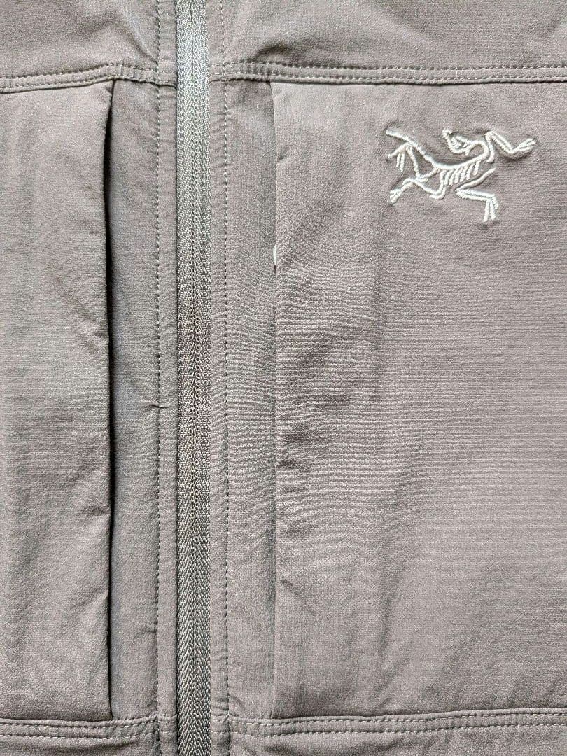 【新品未使用】ARC'TERYXガンマ ライトウェイト フーディ メンズ 黒 S