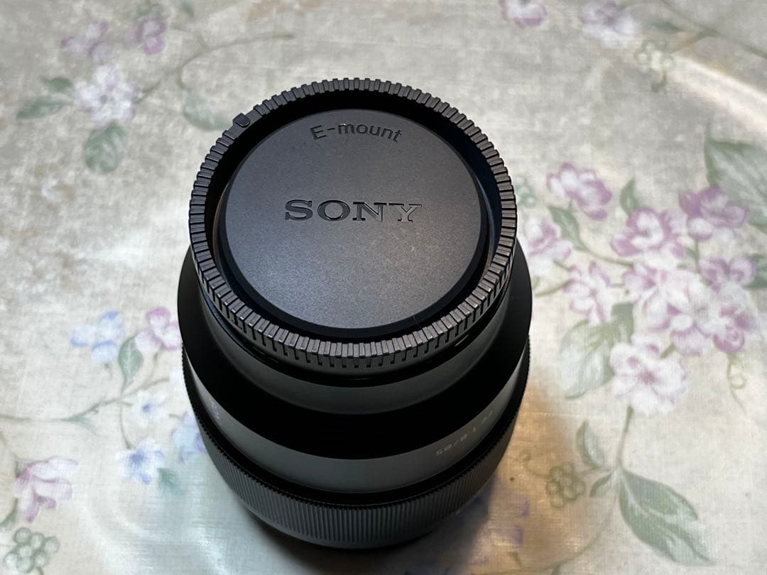 週末限定特価！美品！SONY FE 85mm F1.8 大口径中望遠単焦点レンズ