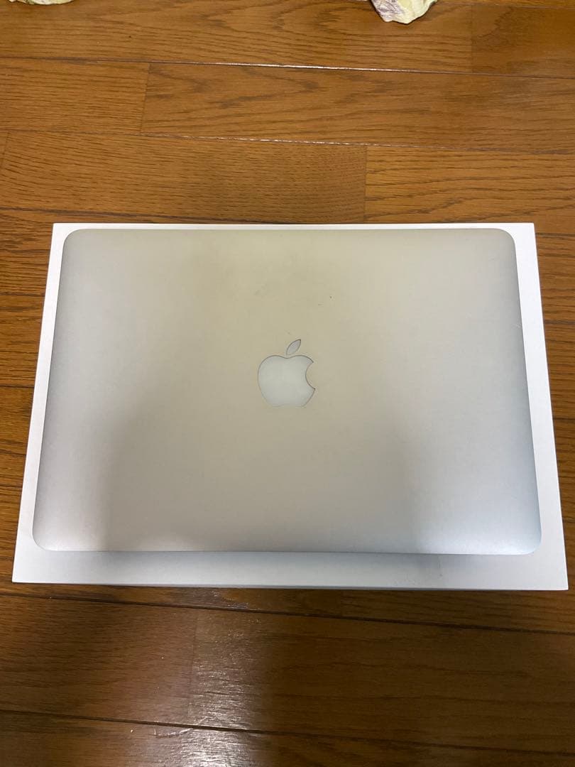MacBook本体 13inch Macbook pro 2.7GHzIntel i5 Retina