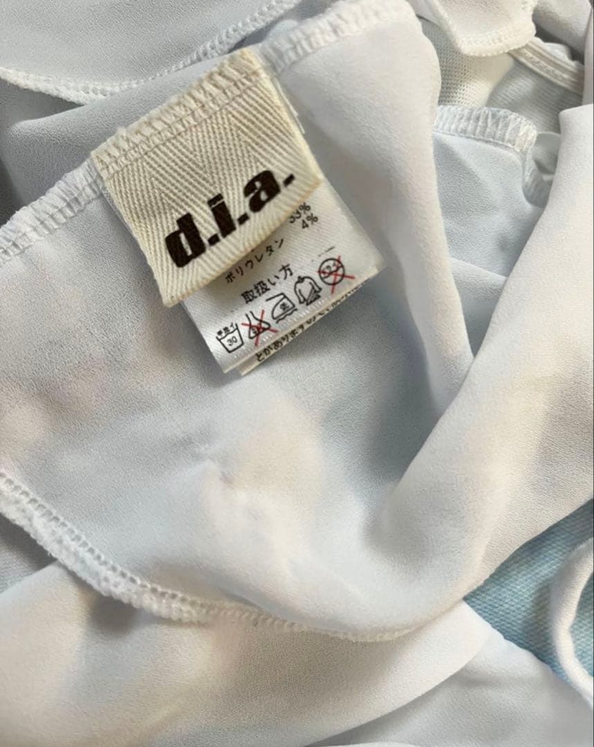 【希少】【新品タグ付き】 d.i.a. コルセット風シフォンベアトップス