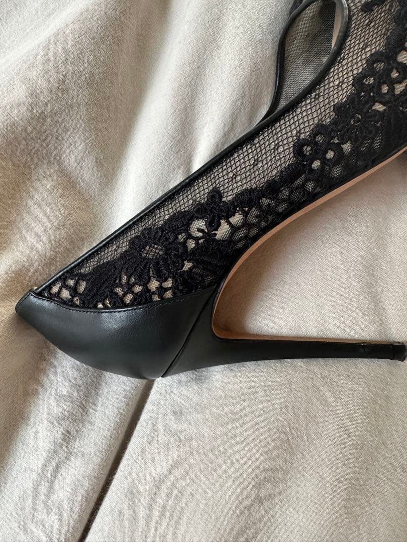 ヴァレンティノガラヴァーニ パンプス サイズ35 スタッズ 結婚式 レース