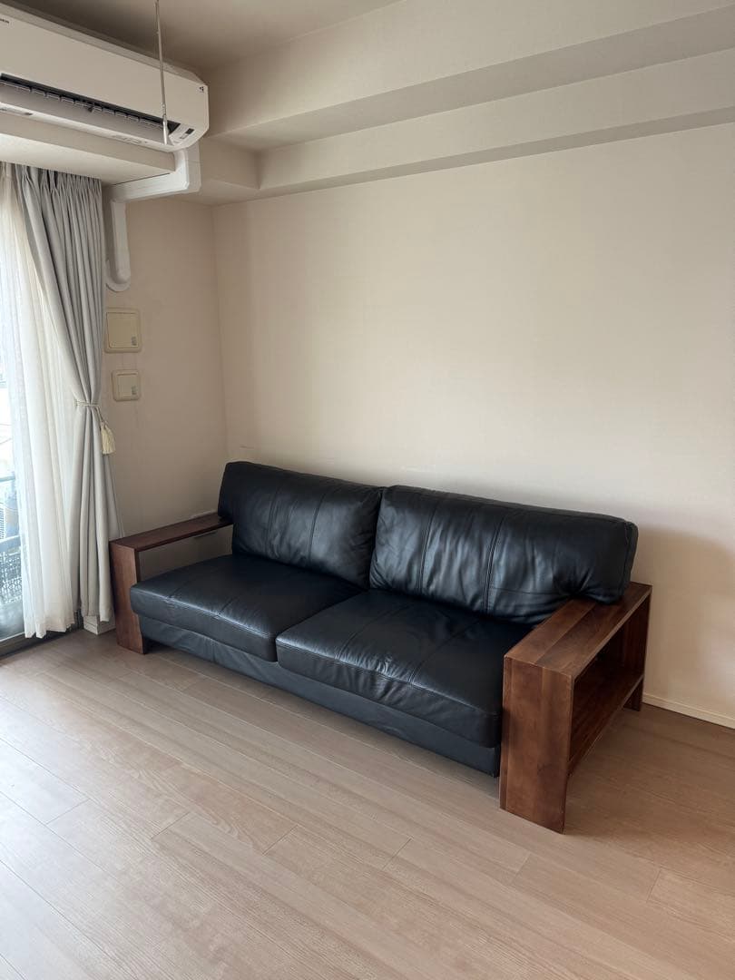 3人掛けソファー　ブラックレザー　NOCE 本革