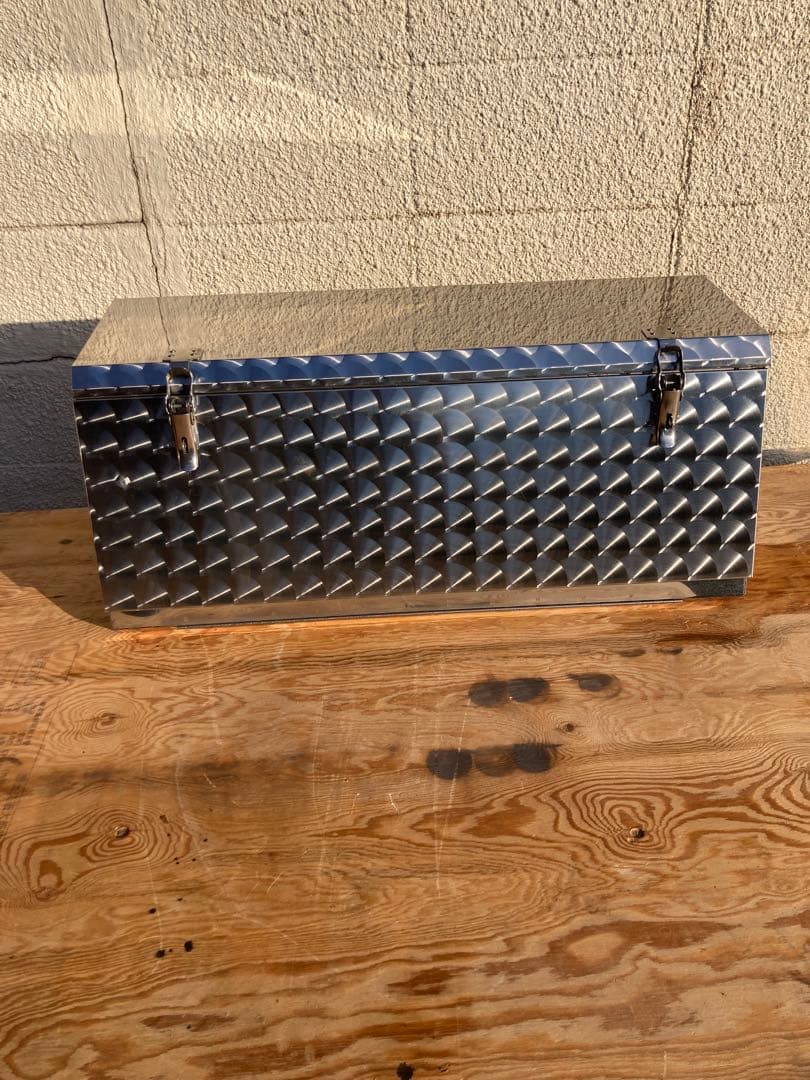 トラック　ステンレス　ウロコ　工具箱　750mm