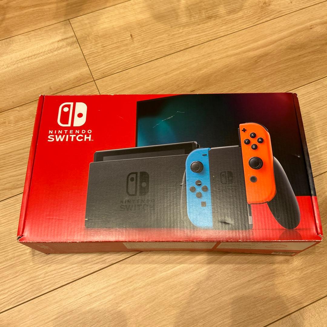 か*の様 Nintendo Switch 本体　赤/青