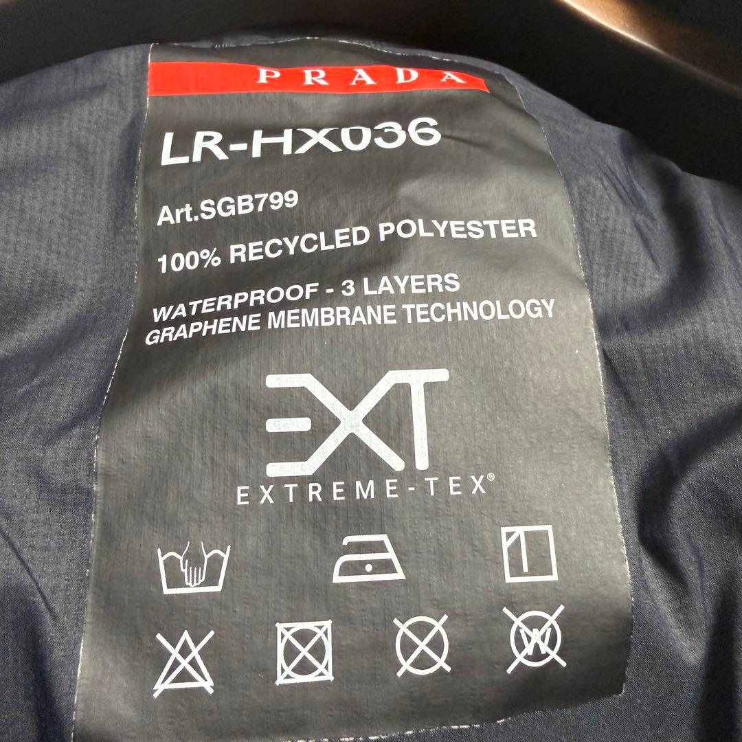 プラダ　リネアロッサ　スノーボードジャケット