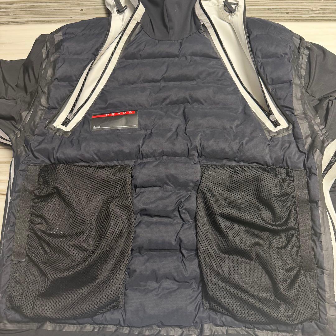 プラダ　リネアロッサ　スノーボードジャケット
