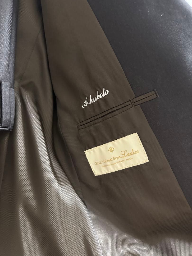 レディース　スーツ上下(新品)